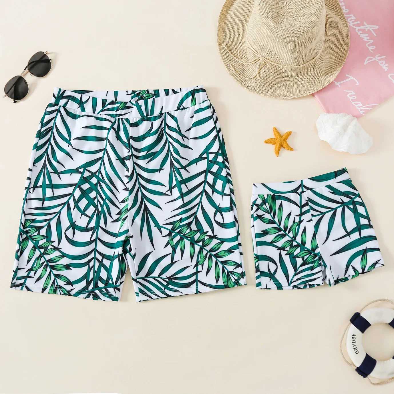 2024 New Mom Daughter Dad Son Matching Outfit Family Swimwear Leaf Print Swimsuit Beachwear Ruffles Bandage One-Piece Suit Beach W250207