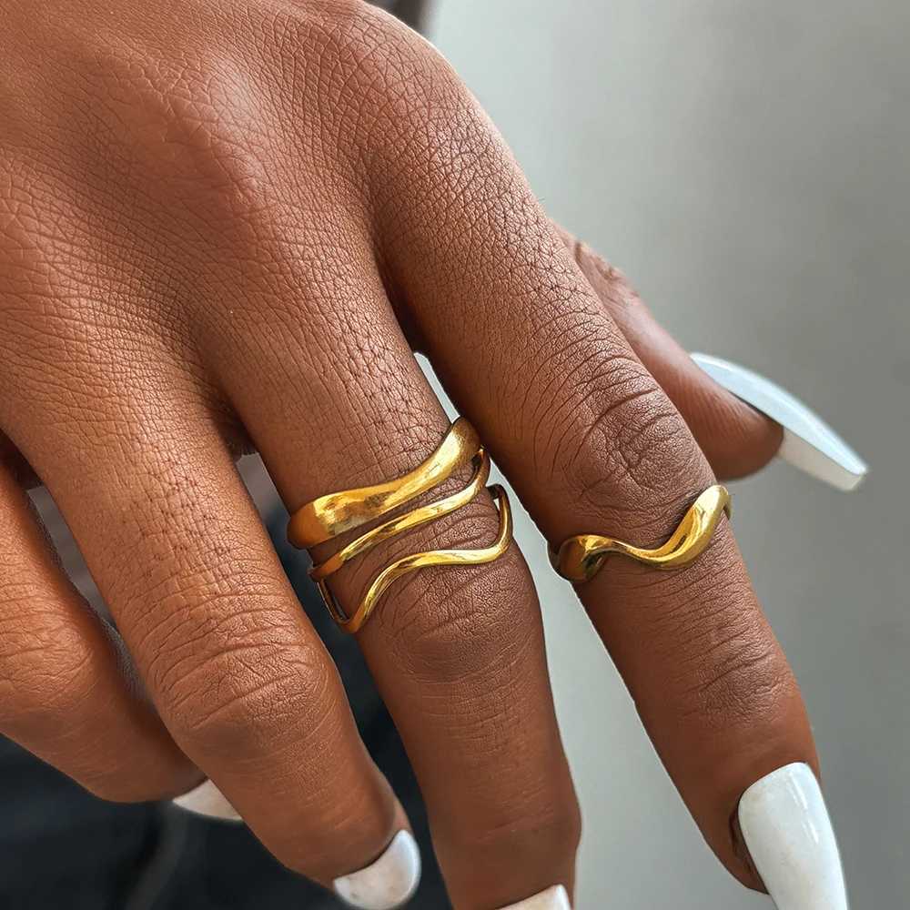 Stainless Steel Ring Asymmetric Cutout Design Exquisite Couple Rings For Women Jewelry Adjustable Gift for friends to each other W250207