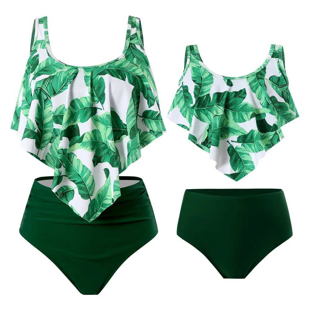 2024 Mother Daughter Matching Swimsuits Ruffled Family Set Leaf Mommy and Me Swimwear Fashion Women Girls Bikini Dresses Clothes W250207