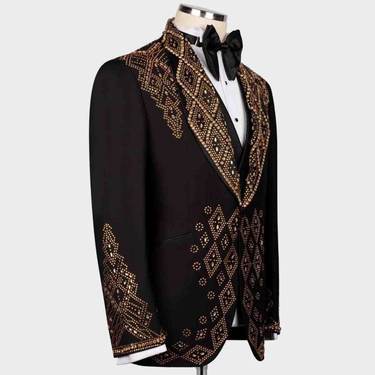 2025 New Fashion Two-pieces Handsome Slim Fit Groom Tuxedos Mans Suits One Button Business Casual Suit Shawl Lapel Beading Bridegroom Tailor Custom Ma
