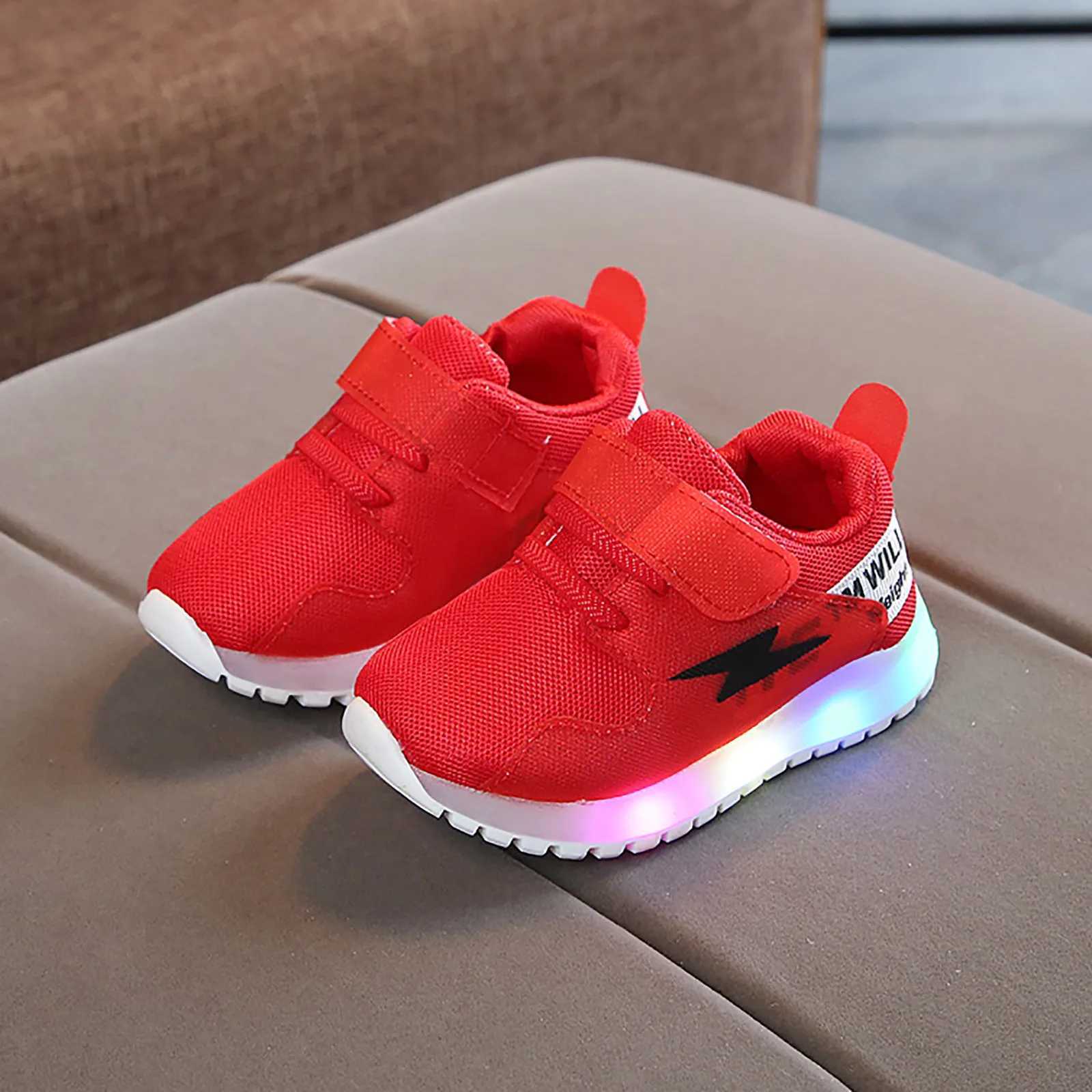 Childrens sports shoes LED luminous sports shoes suitable for boys and girls breathable mesh childrens casual sports shoes non slip shoes TenisXJ25031
