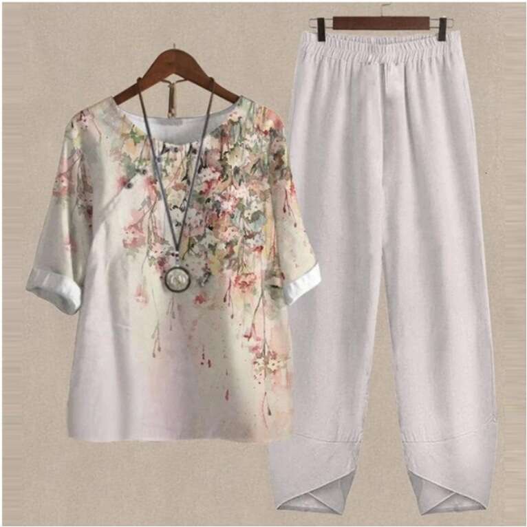 Popular Spring Women's Five Sleeve Printed Top and Pants Two Piece Set 2024 Versatile New Trendy Clothing Ins