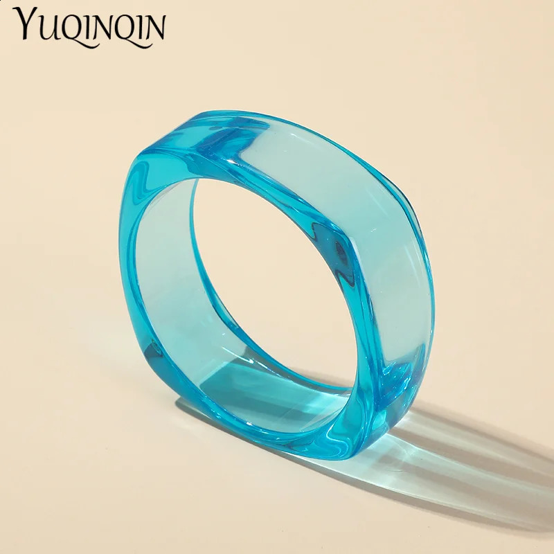 Trendy Transparent Acrylic Bracelet Bangle for Women Resin Party Bracelets Bangles with er Charms Jewelry Gifts 250206