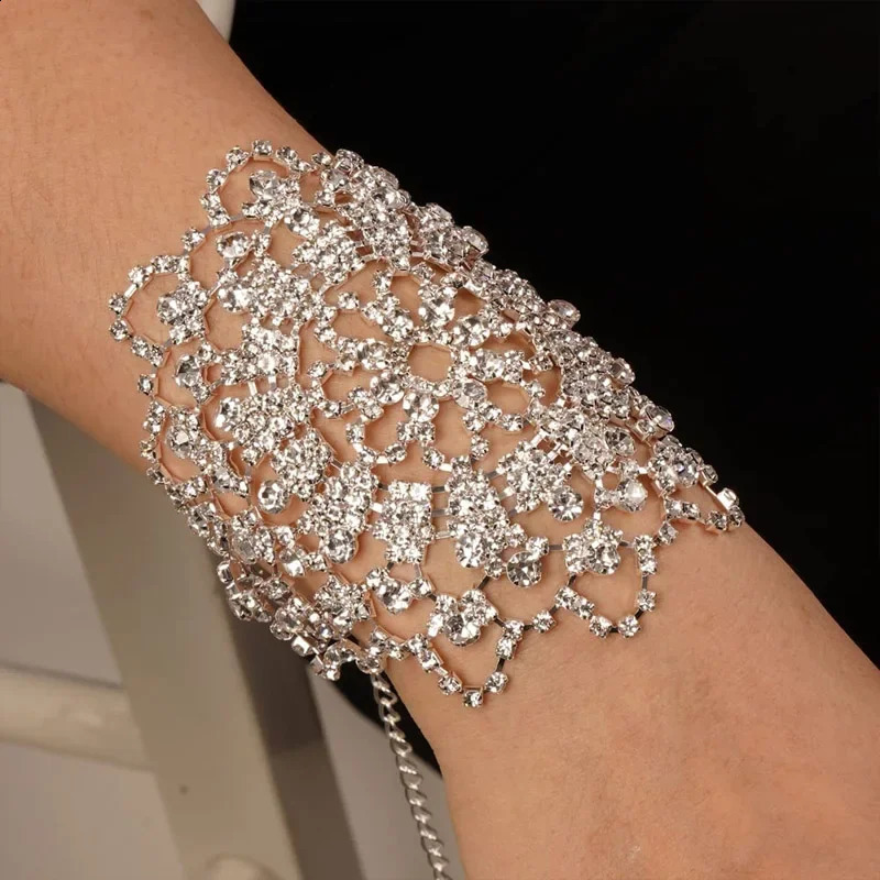 Fashion Rhinestone Flower Wrist Bracelet Prom Jewelry for Women Adjustable Arm Chain Cuff Jewelry Bracelet Accessories Gifts 250206