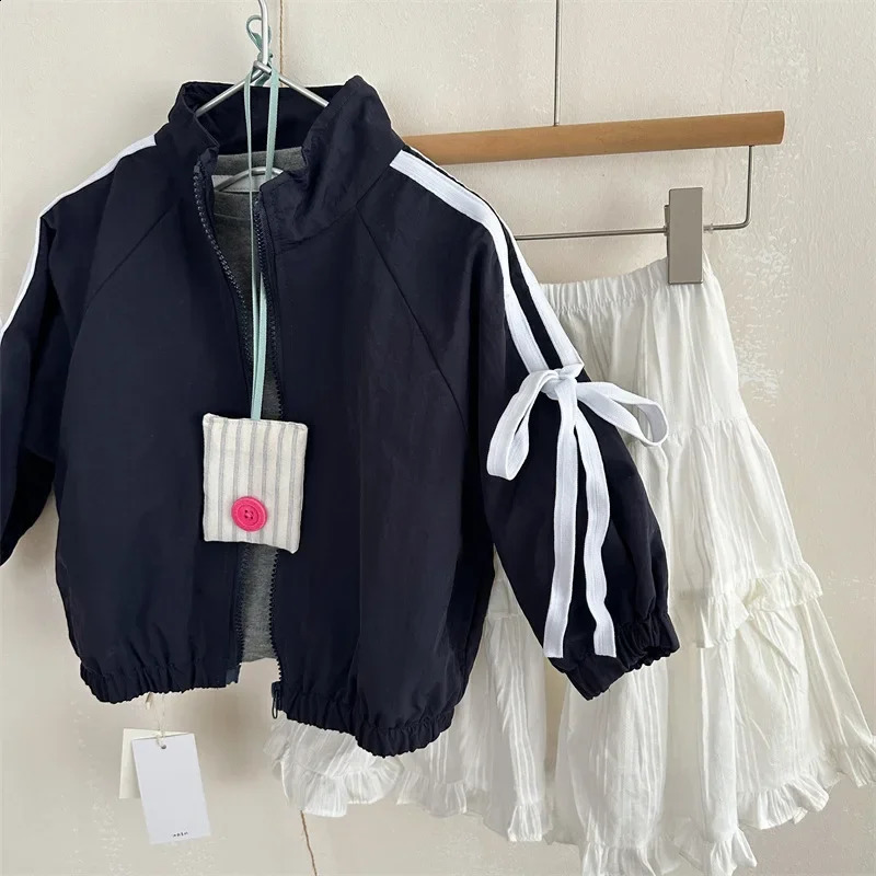 4388 Small Wholesale Children Coat Autumn Girl Strap Bow Solid Color Jacket Coat Long Sleeve Zipper Coat 250206