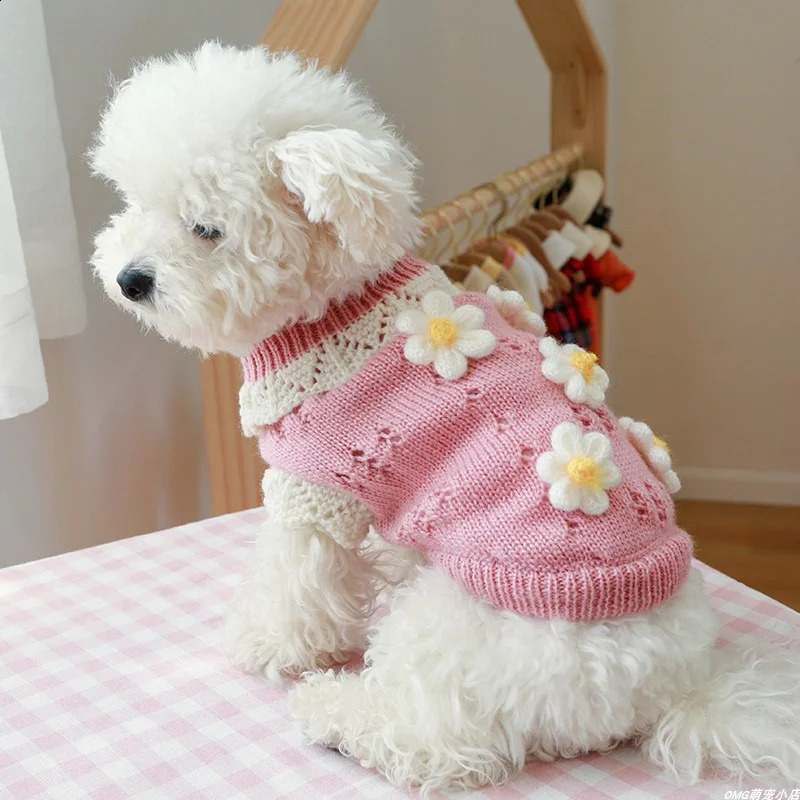 1PC Pet Apparel Dog Autumn and Winter Thickened Warm Green Pink 3D Flower Knitwear Pullover Sweater For Small Medium Dogs 250206