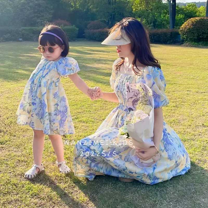 Summer New Mother Kids Chiffon Floral Dress Mom and Daughter Matching Clothes Women Baby Girl Clothes Family Matching Outfits W250207
