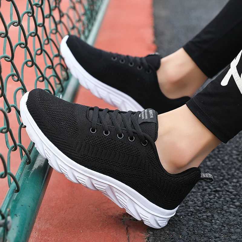 MAEDEF 2024 Running Shoes Men Sneakers Fashion Lightweight Trainers Breathable Walking Shoe Outdoor Comfortable Athletic for MenC250304