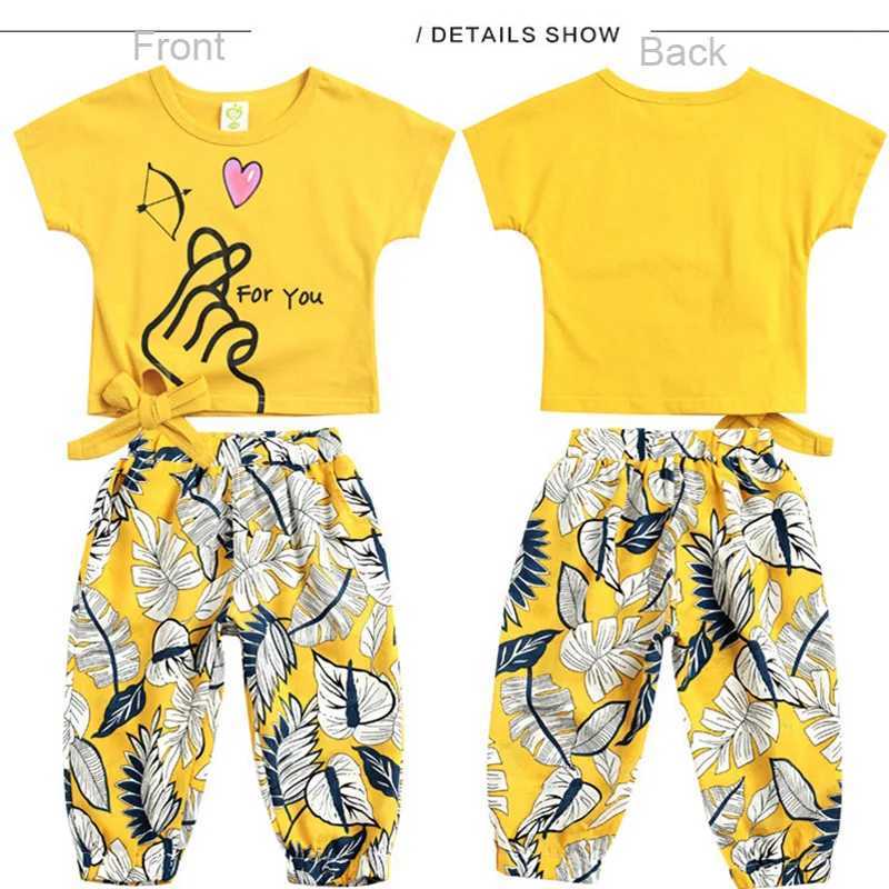 Summer Family Matching Outfits Holiday Causal Travelling Mother/Father/Kid Sets T shirt+Shorts Couples Matching Clothing W250207
