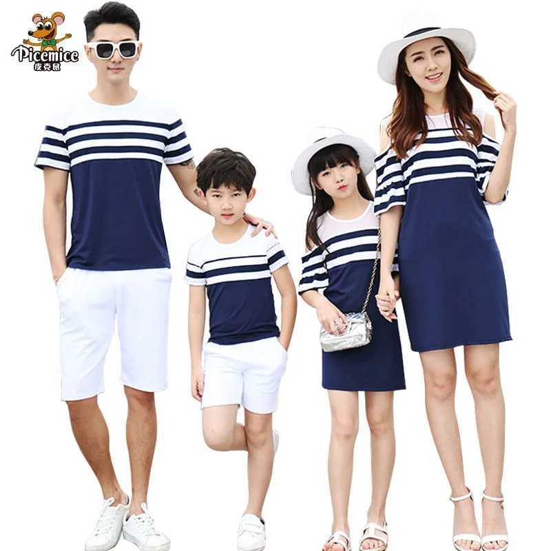 Striped Family Matching Outfits Clothes Off Shoulder Mother Daughter Dress Father Son T-Shirt Family Set Parent-Child Clothing W250207
