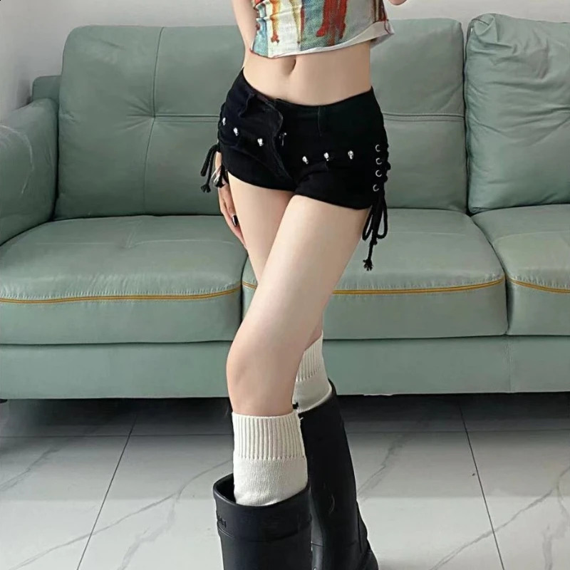 Tight Fit Black Denim Shorts for Women Lace-up American Vintage Sexy All-match Trendy Korean Style Summer Ins 250207