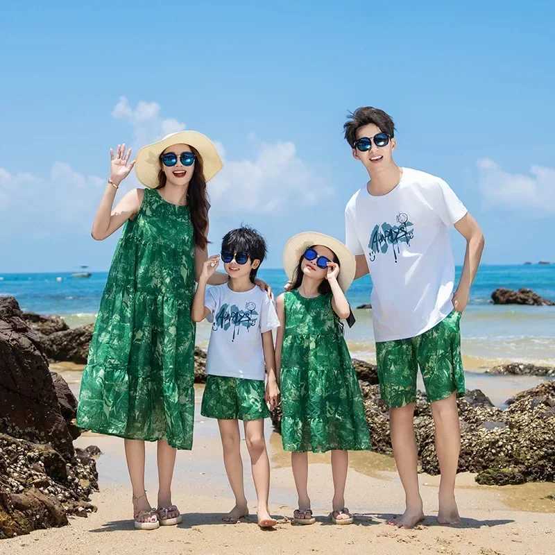 Holiday couple sleeveless dress beach father son T-shirt two-piece set family clothing vacation mother and daughter W250207