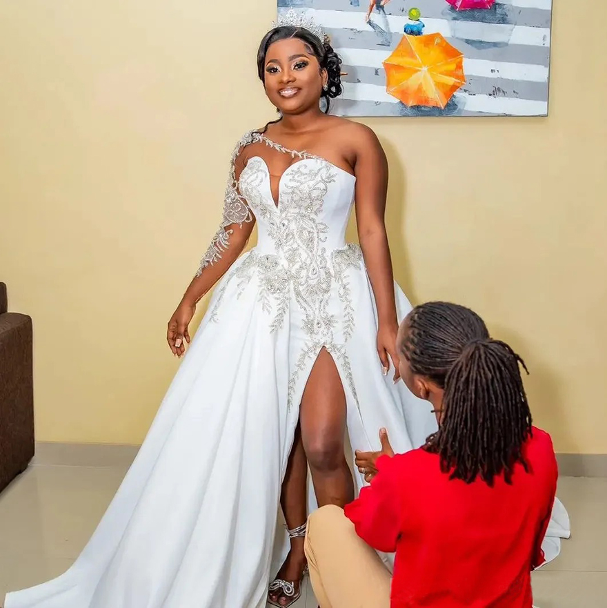 2025 Plus Size Mermaid Dresses Bride With Detachable Train Bridal for African Black Women One Shoulder Side Split Rhies Wedding Gowns