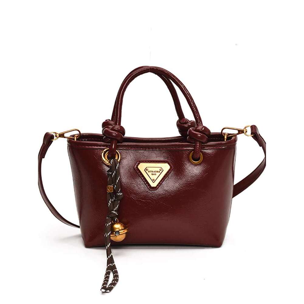 Women's Bags Red Handheld Bucket for Women New Fashionable and Versatile Crossbody Bag, High Grade Bridal Wedding Bag