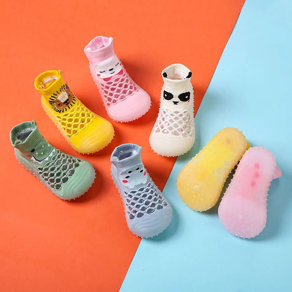 born First Walkers Infant Toddler Cartoon Pandas Shoes Baby Rubber Non Slip Shoes Baby Boy Girl Elastic Socks Shoes 0-4Years 250207