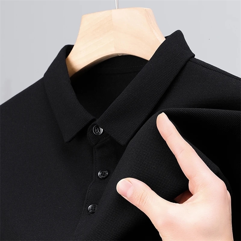 Mens Fashion Waffle Solid Short Sleeved Polo Shirt Summer Breathable Comfortable Top 250206