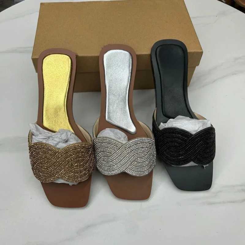 Ladies Flat Slippers Leisure Beach N-slip Womens Shoes 2024 Summer New Outdoor Luxury Brand Designer High Quality FootwearXJ250207