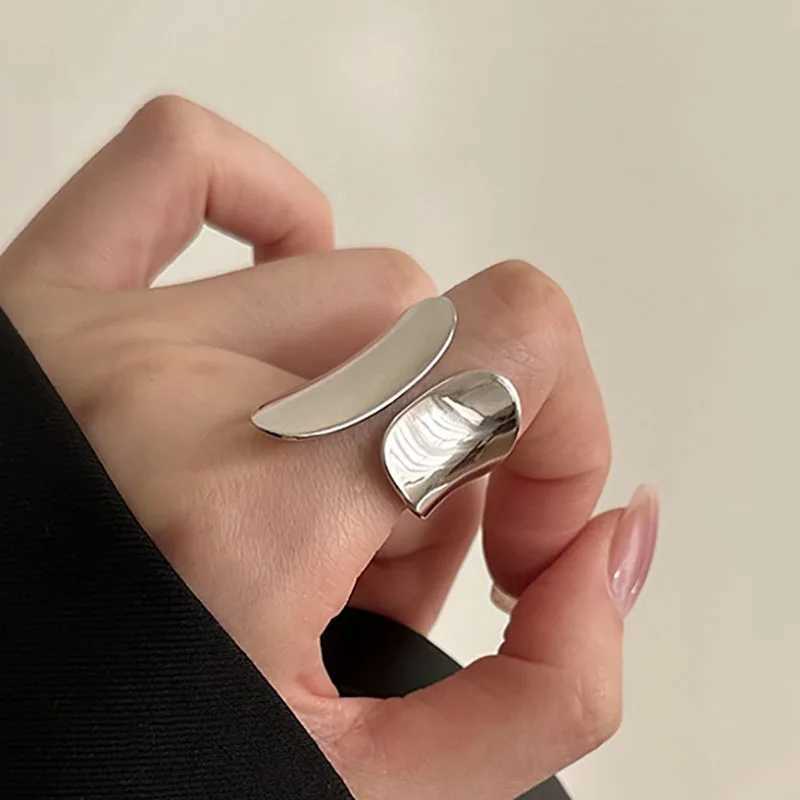 Foxanry Minimalist Silver Color Cuff Rings for Women Couples New Fashion Creative Smooth Pattern Geometric Party Jewelry Gifts W250207