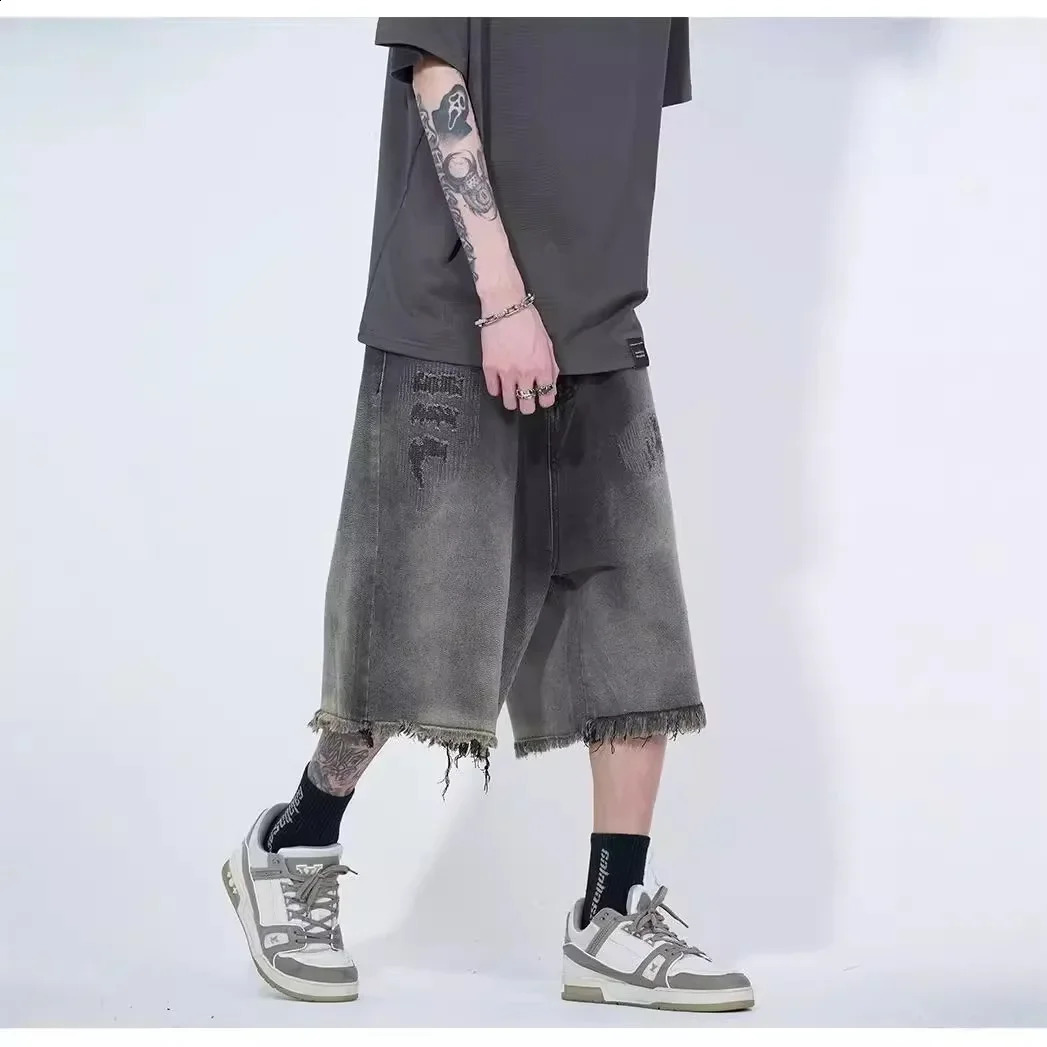 Summer Mens American Style High Street Vintage Washing Distressed Loose Fit Casual Fringe Denim Shorts 250206