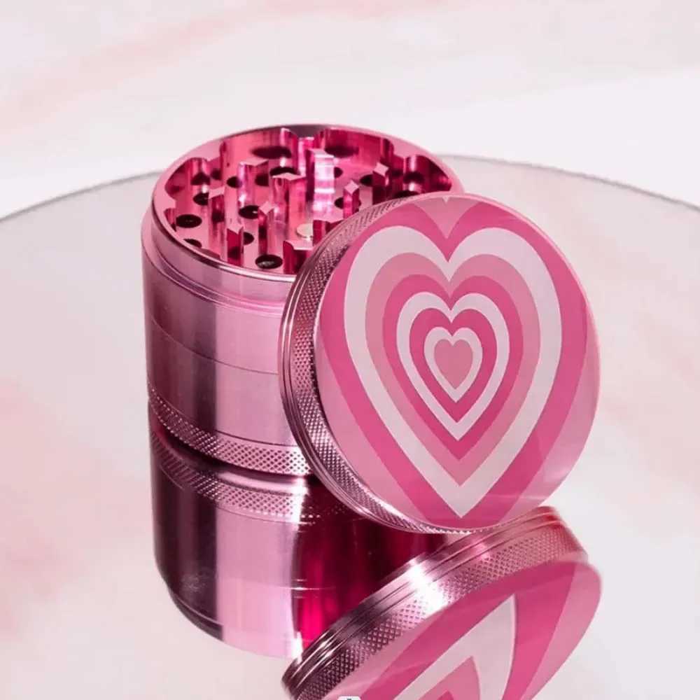 Pink Heart Aluminum Herb Grinder Four Piece Grinder Girly Smoking Accessories for Tobacco-40mmXJ250207