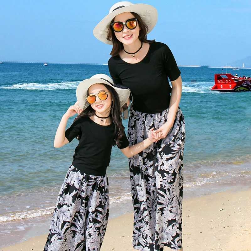 Summer Family Set Casual Mother/Father/Kid T-shirt+Shorts Holiday Beach /Seaside Matching Clothing Couple Matching Clothes W250207