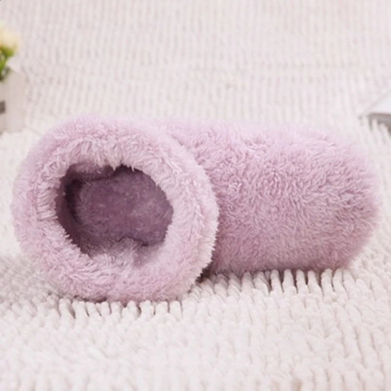 Winter USB Heater Foot Shoes Plush Warm Electric Slippers Feet Heated Washable Electric Shoes Warming Pad Heating Insoles 250120