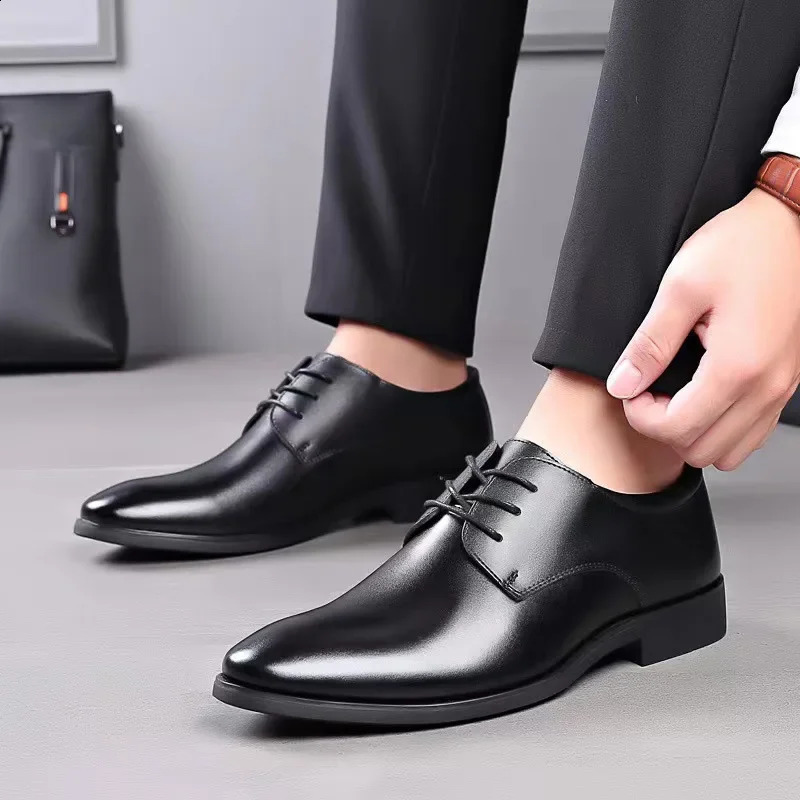 Mens Breathable Leather Shoes Black Soft Leather Soft Bottom Spring And Autumn Man Mens Business Formal Wear Casual Shoe 250206