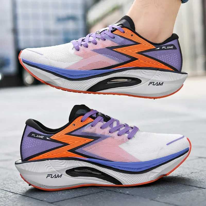 Bestselling 2024 Men Lightweight Running Sneakers High Quality New Tennis Trainers Durable Shock Absorbing Walking Casual ShoesXJ250207