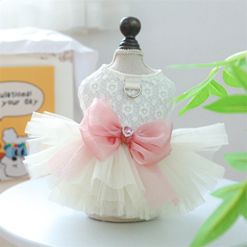 Wedding Dresses for Pets Chihuahua er Lace Veil Female Cat Clothes Bow Tie Tutu Skirt Rose Floral Yorkshire Puppy Clothing 250206