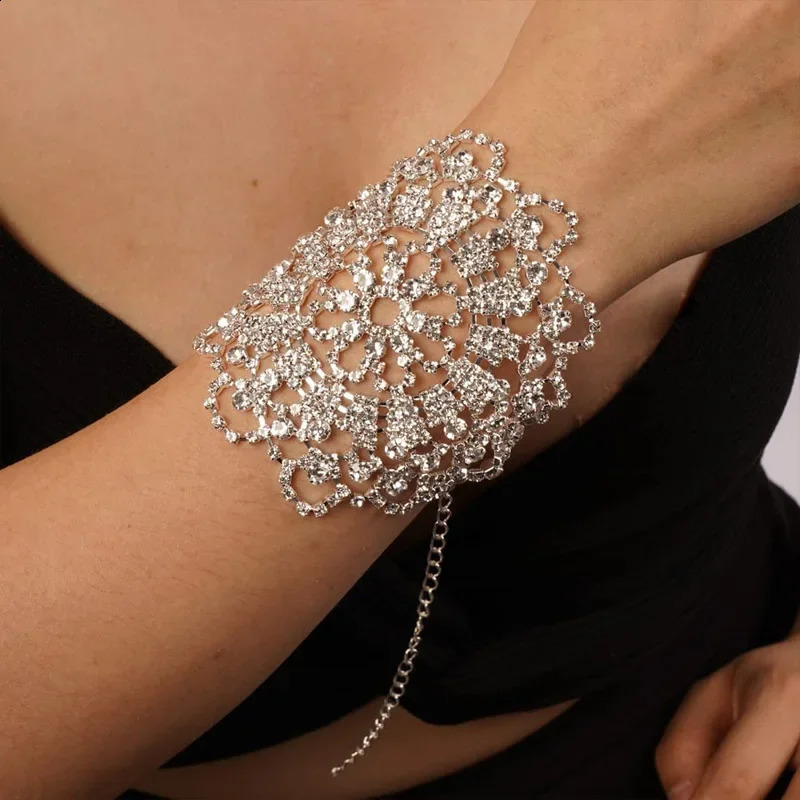 Fashion Rhinestone Flower Wrist Bracelet Prom Jewelry for Women Adjustable Arm Chain Cuff Jewelry Bracelet Accessories Gifts 250206