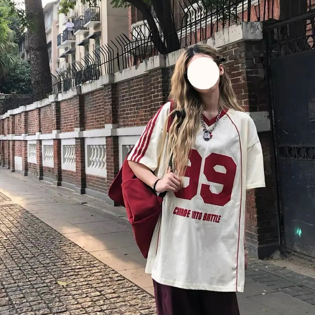 Vintage Loose Sports V-neck T Shirts Striped Letter Printed Oversized T-shirt Women Streetwear Hip Hop Loose Casual Y2k Top 250206