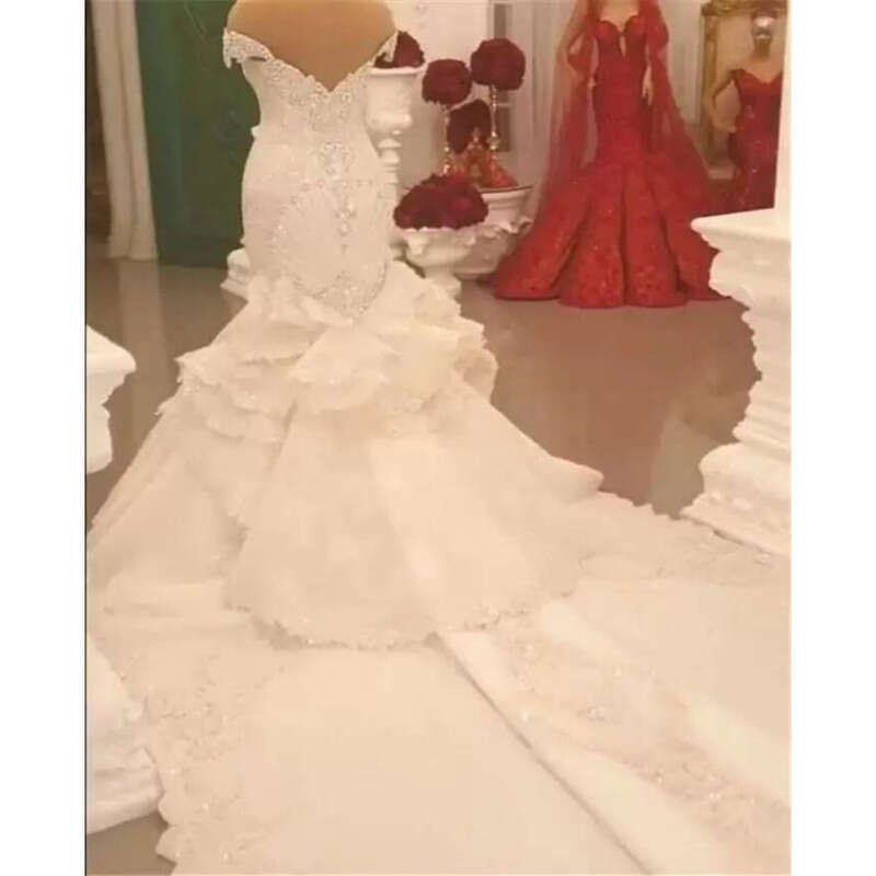 Beading Gorgeous Mermaid Wedding Dresses Bridal Gowns Lace Appliqued Off The Shoulder Tiered Sweep Train Arabic Robe De Marie Bes