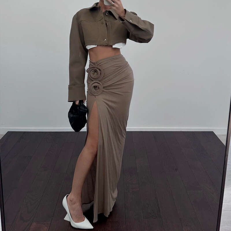 European American women's 2025 autumn French temperament high waist slit pleated wer decoration half body long skirt new style chic and elegant c