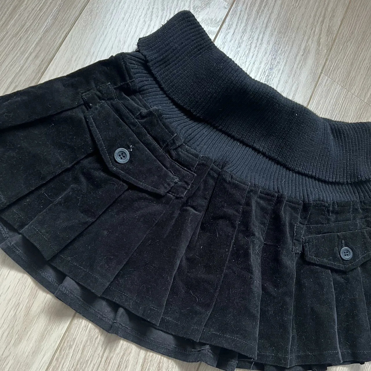 Y2K Ribbed Stretchy Waistband Mini Skirt Gothic Pleated Skirt Womens Harajuku Autumn Winter Retro Apricot Black High Waist Skirt 250206