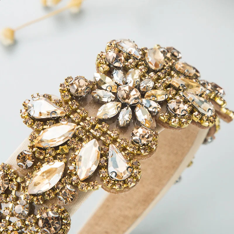 Baroque Court Headband Retro Wide-brimmed Hair Hoop Womens Rhinestone Hair Accessories Prom Street Shooting Gift Headband 250207