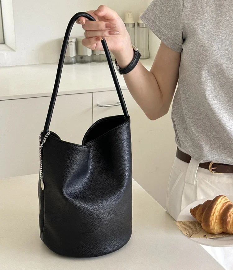 Homemade Bag Women Retro Soft Leather Portable Bucket Bag All-Match Shoulder Underarm Bag Purses and Handbags 250122