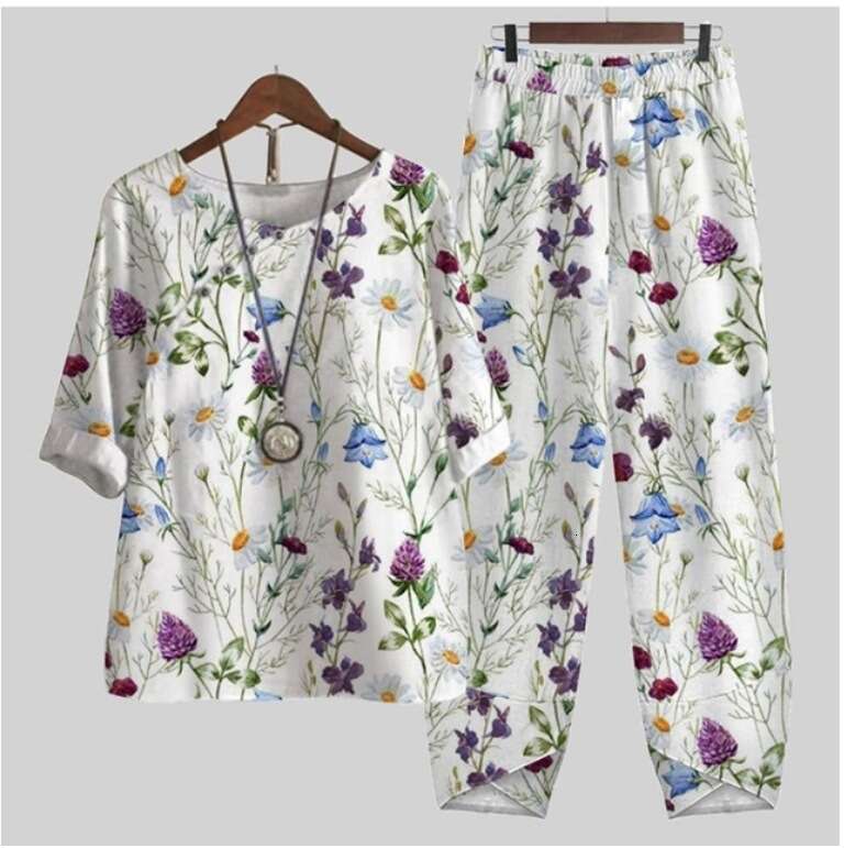 Popular Spring Women's Five Sleeve Printed Top and Pants Two Piece Set 2024 Versatile New Trendy Clothing Ins