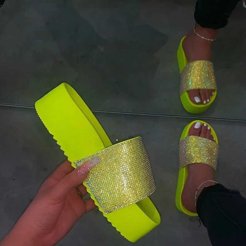Spring/summer/women waterproof platform thick bottom rhine slippers candy-colored beach sandals outdoor wild fi ladiesXJ250207