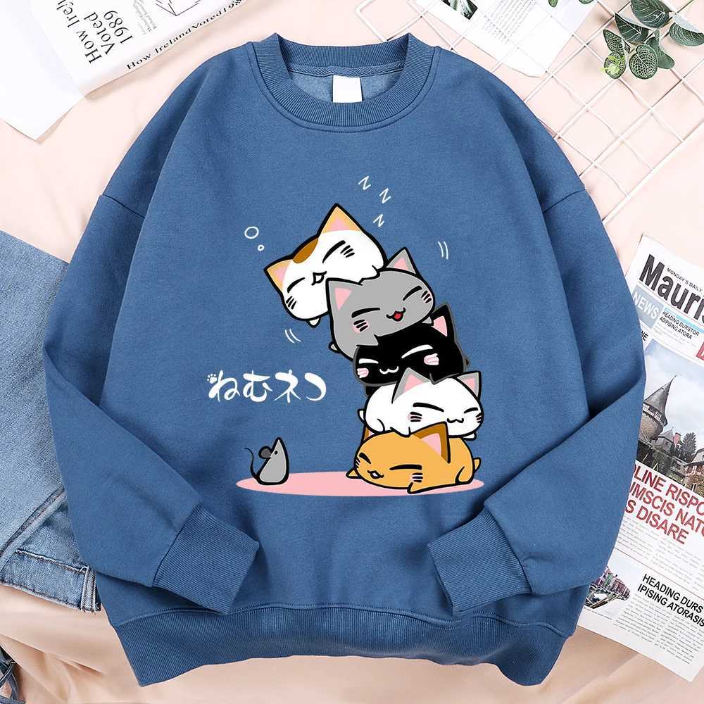 Cute Stacked Cats Sleeping Dont See The Mouse Men Clothing Anime Pullover Hoodies Loose Fleece Hoody Casual O-Neck Streetwear W250207