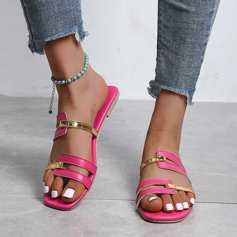 Women Casual Anti-slip Slippers Comfortable Outdoor Sandals Fi Flat Slippers Elegant Designer Shoes Summer New Slides WomenXJ250207
