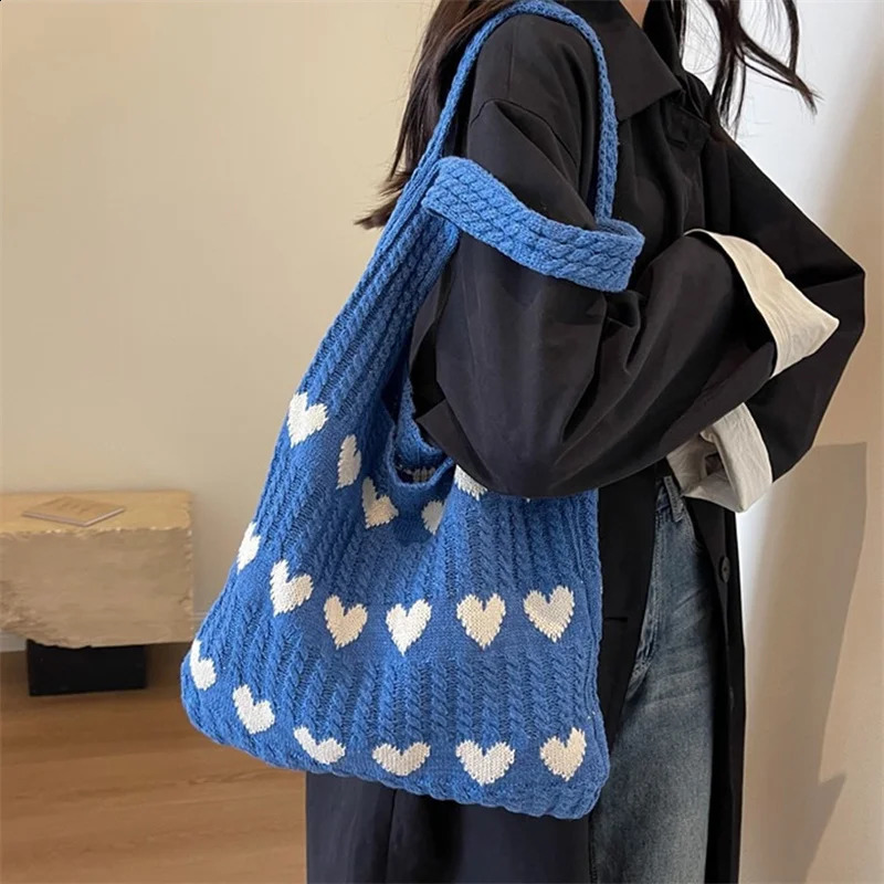 Knitted Handbags Female Large Capacity Womens Shoulder Bag Summer Beach Purses Casual Hollow Woven Shopping 250121