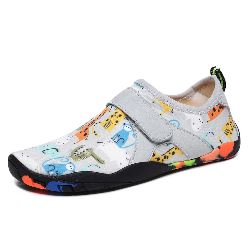 Aqua Shoes Childrens Barefoot Water Shoes Quick-drying Breathable Anti-slip Beach Slippers Sports Sneakers Wading Footwear 250207