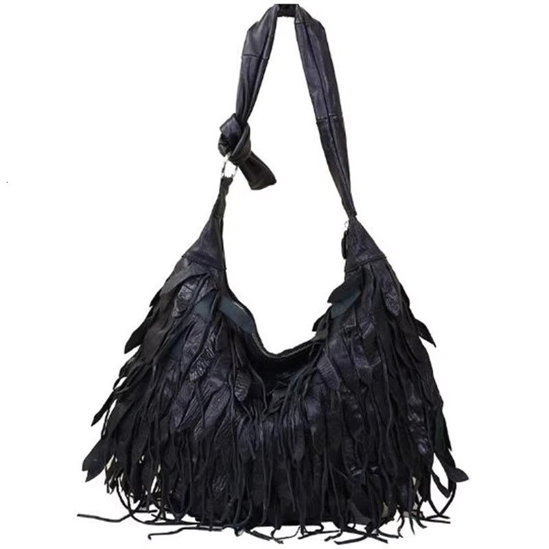 Black Genuine Leather Tassel Single Shoulder Messenger Large Capacity Beach Ladies Wholesale Female Bag Genuine Leather Cartoon