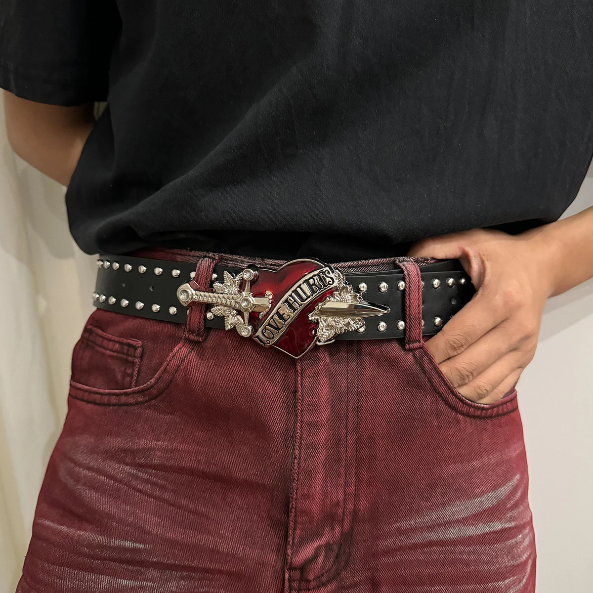Unisex Jeans Belt sword red heart Goth Y2k Fashion Belts For Women High Quality Rivet Punk Accessory Men Waistband 250207