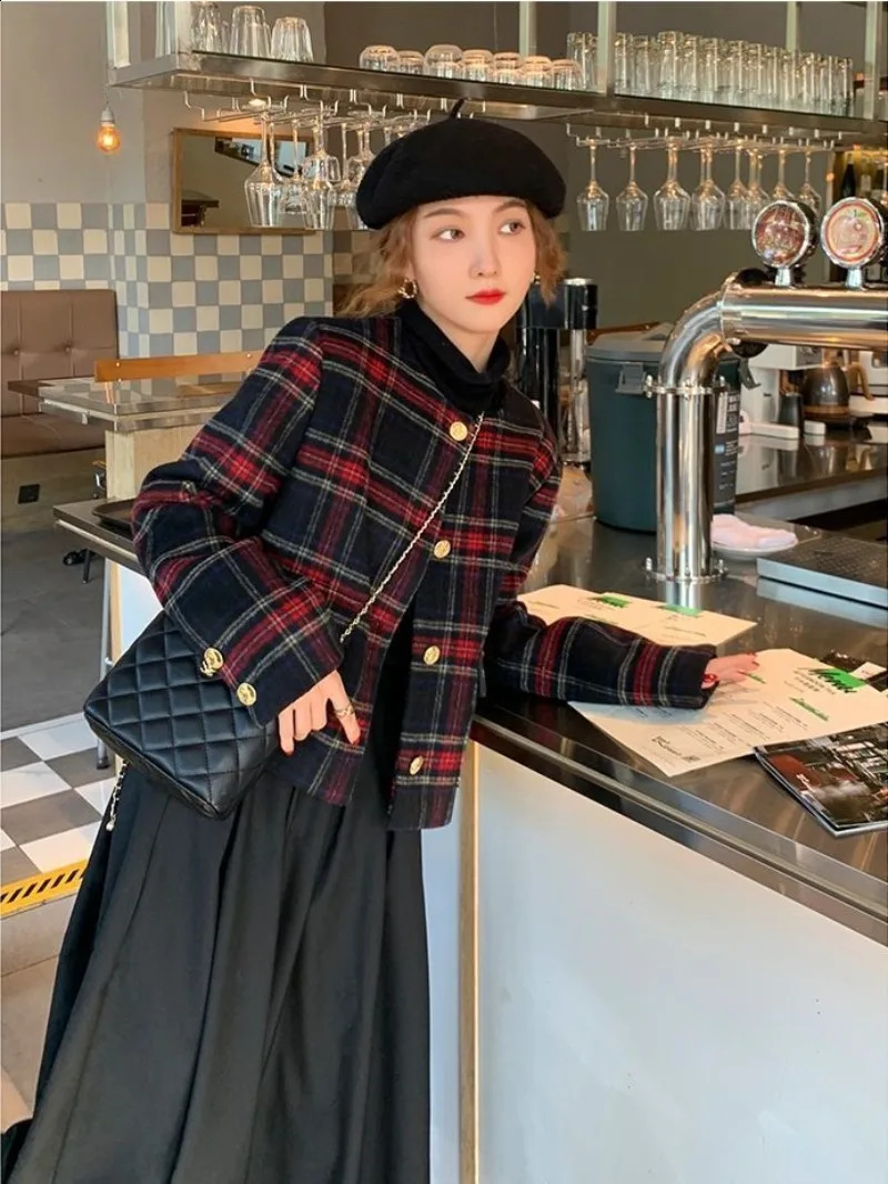 Velvet Padded Small Fragrant Plaid Woolen Coatshort 2024 Autumn Winter Vintage Tops French Retro O Neck Jacket Female 250113