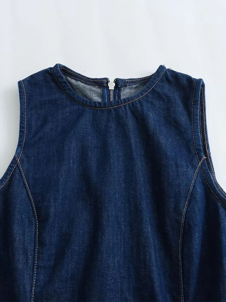 2024 autumn fashion versatile temperament trend short style small waist slimming slit sleeveless denim dress 250206