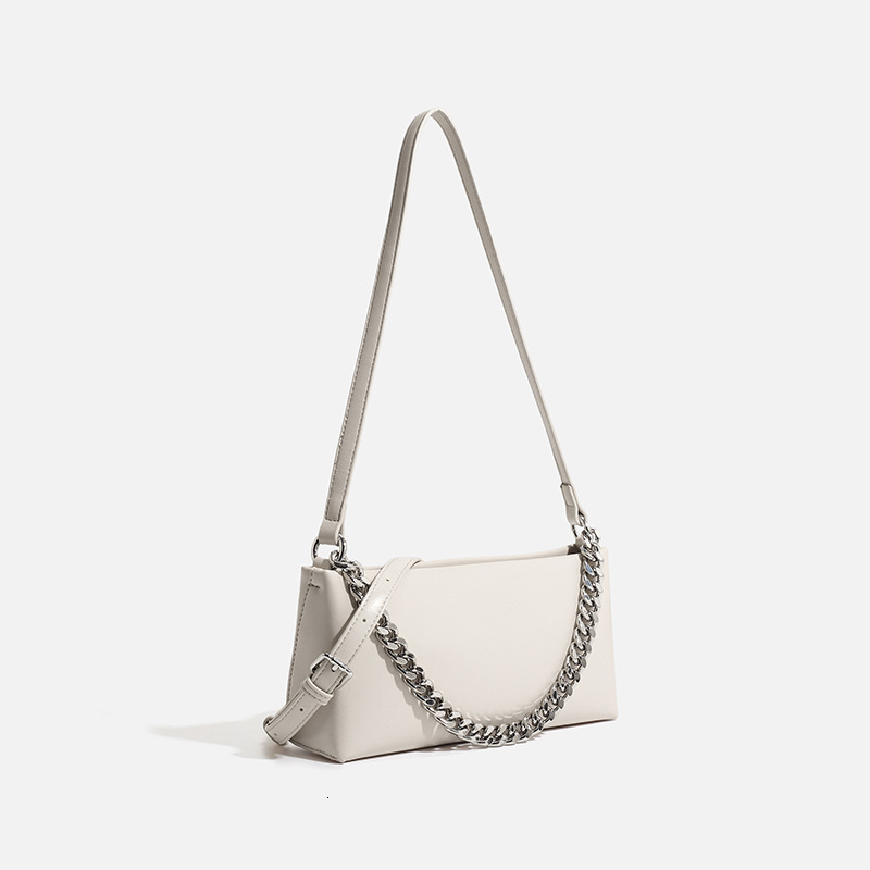 Bag High End Women's Crossbody 2024 New Chain Armpit With Niche Texture French Stick Shoulder Bag