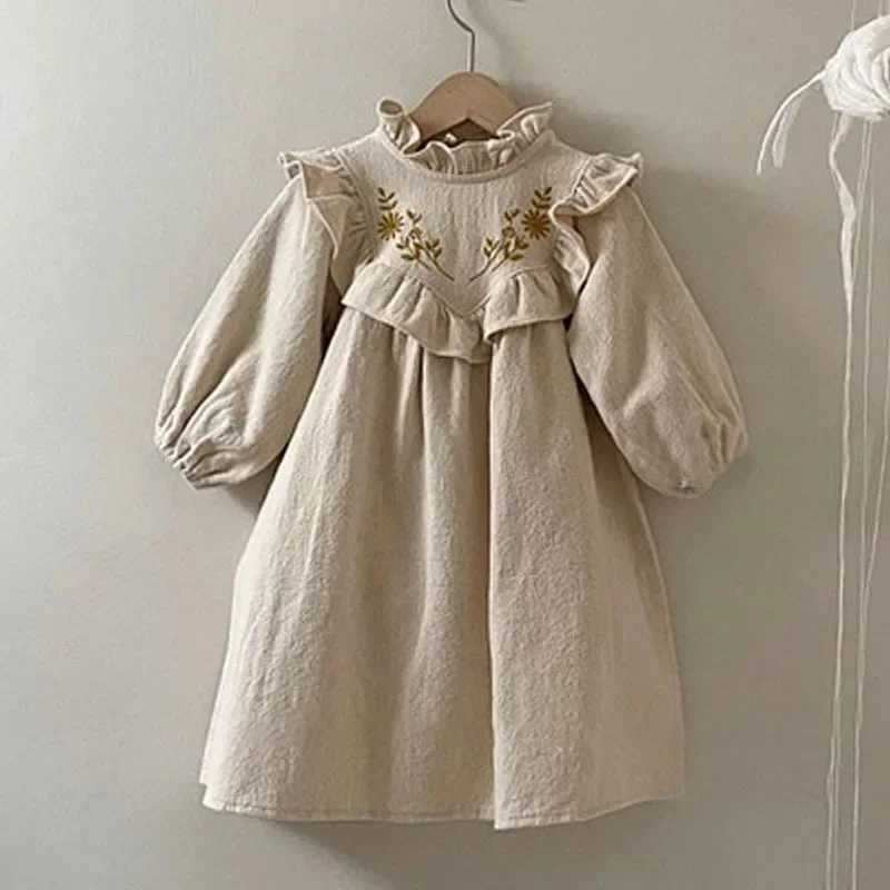 7342 Ins Baby Girl Dress Mother and Daughter Long Sleeve Dress Embroidered Flower Dress Baby Clothing Family Match W250207
