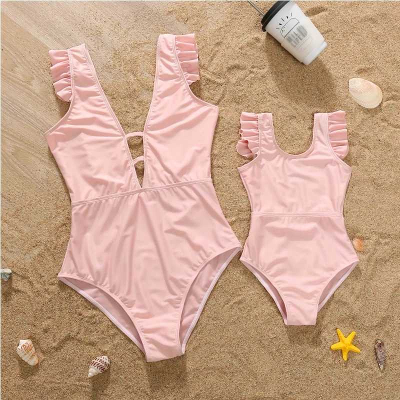 Mom and Daughter Matching Clothes 2024 Summer Women Girls One-Piece Suit Swimwear Ruffles Beachwear Push Up High Waist Swimsuit W250207