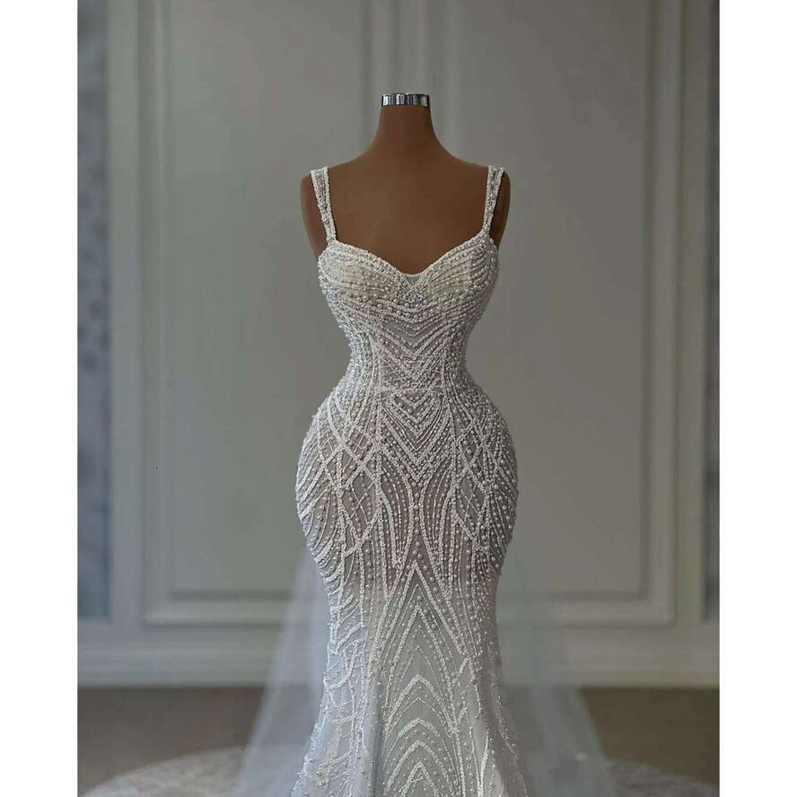 Mermaid Sexy Prom Dresses Sleeveless V Neck Straps Appliques Sequins Beaded Or Length D Lace Hollow Pearls Evening Dress Bridal Gowns Plus Size Custom